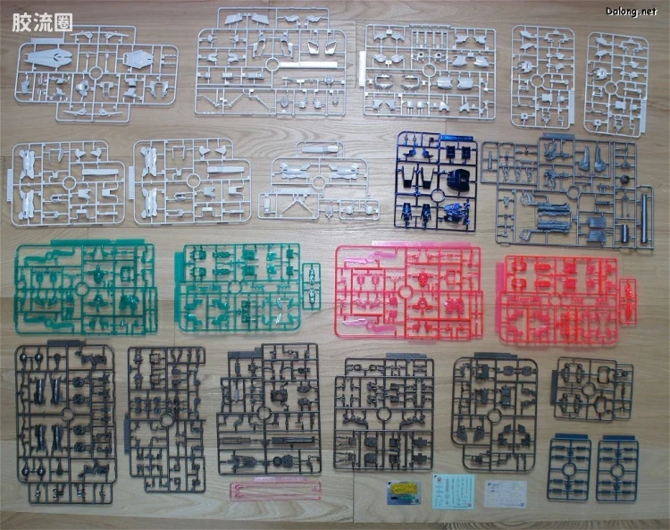 MG 彩色电镀版 独角兽高达钛合金配色(红绿骨架Ver.) - 图片